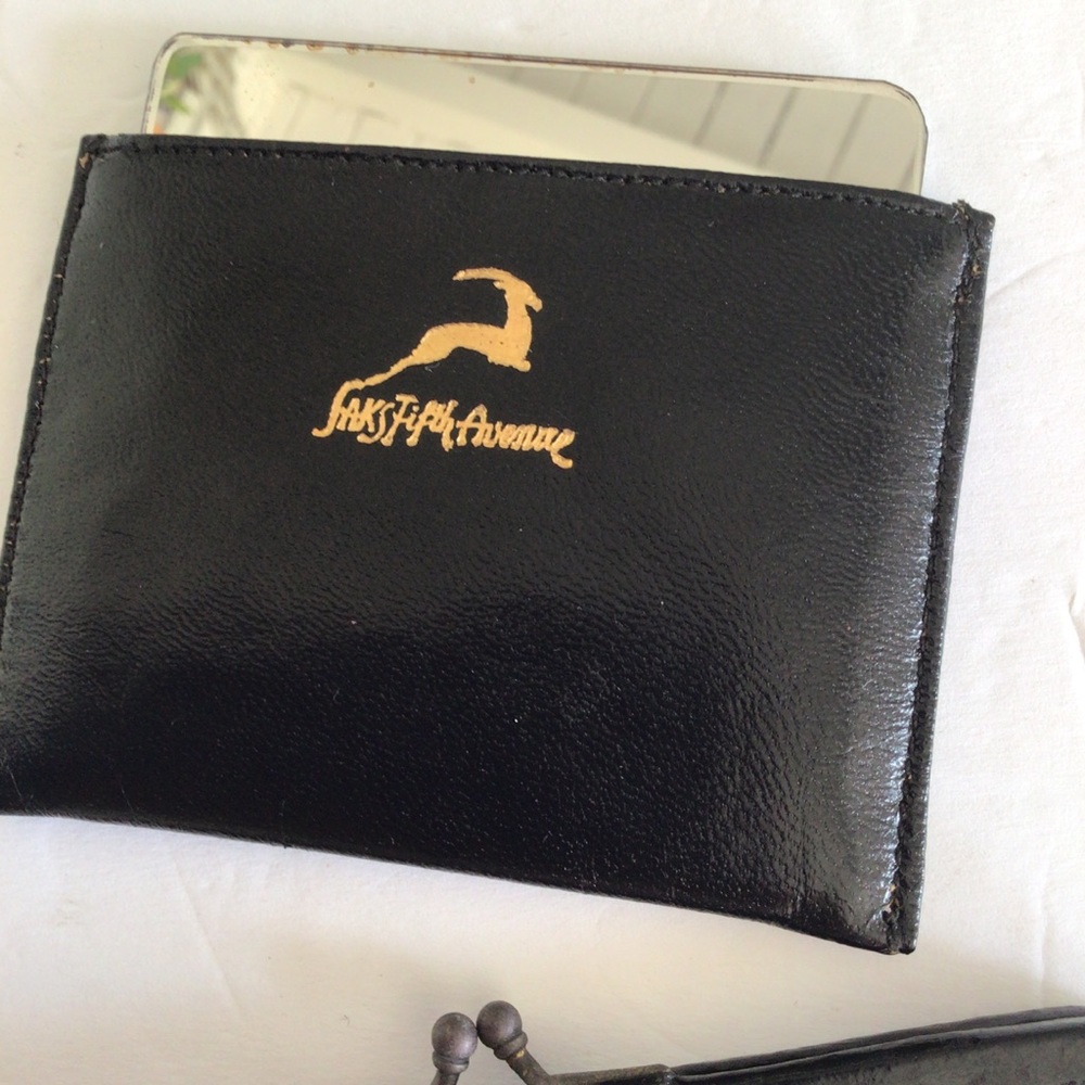 VINTAGE 40’s KORET X SAKS FIFTH AVENUE COIN PURSE AND MIRROR - Picture 3 of 13